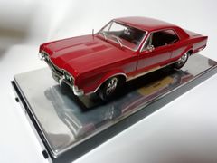 1960 シェビー・インパラ - タンジェリン・フレークストリームライン