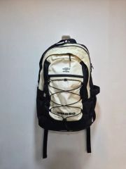 良品】umbro アンブロ バックパック 33L ネイビー×シルバー - メルカリ