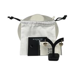 COACH シグネチャー ピアス 両耳用メンズ、レディースどちらでも 