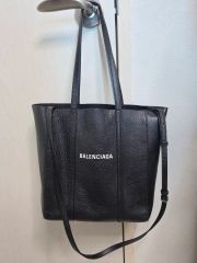 美品 BALENCIAGA EVERYDAY トートバッグ レザー ブラック - メルカリ
