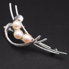 MIKIMOTO ミキモト 3玉 パール ブローチ SILVER 刻印 - メルカリ