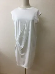 アンタイトル タグ付き未使用 白チュニックカットソー スリット入り