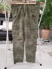 ハワイから来たヴィンテージ感 Abercrombie アバクロンビー カモフラ カーゴ パンツ (W31)のサムネイル