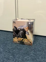 送料込み(※メルカリshop取引では対象外) 18) ゴールデン カムイ SEGA セガ Xross Link フィギュア 土方 （ヒジカタ） ニット
