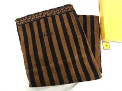 FENDI 羽毛肌掛け布団 ズッカ柄 ブラウン/ブラック FENDI（布団）のフリマアイテム一覧