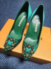 MANOLO BLAHNIK ハンギシ フラットシューズ グリーン 35 - メルカリ