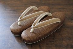 宝塚 ますだや/草履 /藤表/白鼻緒 /高級草履 - メルカリ