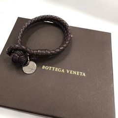 美品】BOTTEGA VENETA イントレチャート レザーブレスレット 黒 - メルカリ
