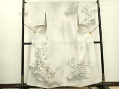 白無垢 純白、銀、ビーズ刺繍あり - メルカリ