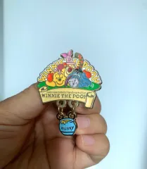 ディズニー プーさん バッジ