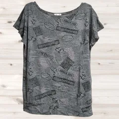 B1734 コルザ COLZA ハニーズ Tシャツ 半袖 カットソー(M) グレー系 総柄 英字 ニュースペーパー柄風 モノトーン ドルマン風