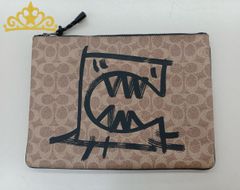 COACH Guang Yu コラボ ショルダーバッグ シグネチャー 斜め掛け