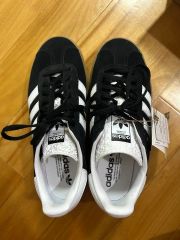 新品◾️adidas◾️ガゼル 23.5 スニーカー ブラック/ホワイト - メルカリ