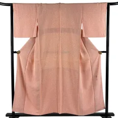 【美品】 小紋 身丈153cm 裄丈64.5cm M 袷 松井青々 落款 幾何学 サーモンピンク 正絹 秀品 一つ紋 【中古】のサムネイル