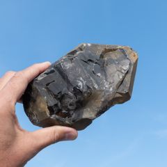 煙水晶　広島産　原石　約6kg 煙水晶 広島産 原石 約6kg - メルカリ