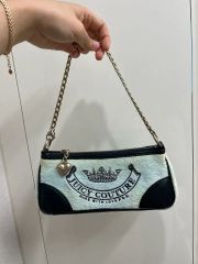 Juicy Couture Y2K Velour Accessory Pouch - メルカリ
