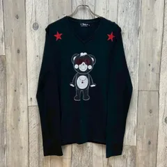 TANTA タンタ RED SWARO 5STARS CHAPPY L/S TEE Price : ¥41,800(tax in) 日本製 レッドカラー スワロフスキー チャッピー プリント Vネック ロンT 長袖 Tシャツ メンズ XL サイズのサムネイル