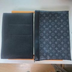 新品未使用】Louis Vuitton ロゴ レザー切替 ジップアップパーカー 