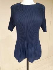 ISSEY MIYAKE プリーツプリーズ クルールネック半袖サイズ4 ブルー