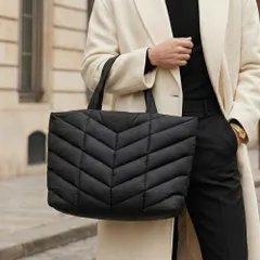 新品・正規品　Saint Laurent (サンローラン) トートバッグ メンズのサムネイル
