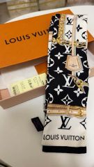 LOUIS VUITTON LV イニシャルマイユ マスクカバーセット 未使用 - メルカリ