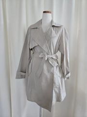美品24AW theory luxe DorthyMazia トレンチコート38 美品24AW theory luxe DorthyMazia トレンチコート38 - メルカリ