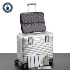 極美品 RIMOWA リモワ PORSCHE ポルシェ PTS2.0 Essential
