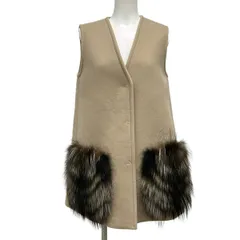 FENDI(フェンディ) コート サイズ40 M レディース - FF8572 ベージュ×黒×アイボリー ノースリーブ/フォックスファー/秋/冬/ジレ ウールのサムネイル