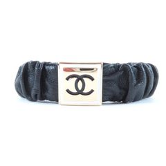 CHANELシャネル ヘアゴム シュシュブラック 新品未使用 - メルカリ