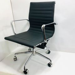 ほぼ未使用 美品 イームズ アルミナムチェア リプロダクト - メルカリ