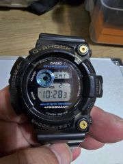 G-SHOCK ゴールドチタン フロッグマン 30周年GW-8230B-9A - メルカリ