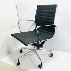 ほぼ未使用 美品 イームズ アルミナムチェア リプロダクト - メルカリ
