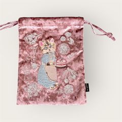 miumiu ネコ ポーチ 巾着 - メルカリ