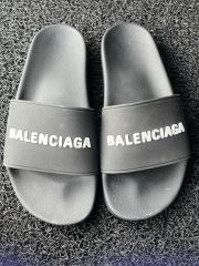 BALENCIAGA シャワーサンダル スリッパ ブラック - メルカリ