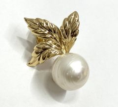 ミキモトピンブローチ　オークの葉とどんぐりのブローチ ミキモトピンブローチ オークの葉とどんぐりのブローチ - メルカリ