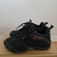 MERRELL ブラック カメレオン7 23cm ゴアテックス ビブラムソール