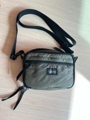 ☆新品/海外限定/stussy/クレセントナイロンショルダーバッグ☆ - メルカリ