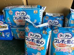 ライフリー 紙パンツ用パッド 72枚入り×5袋 - メルカリ