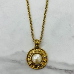 超希少 イヴサンローラン パール 大ぶり ネックレス - メルカリ