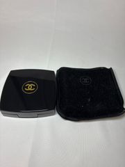 CHANEL クリスマスコフレ 限定アイシャドウ ルミエールグラフィック