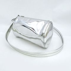 美品 バーバリー レザー 2WAY ショルダーバッグ バナー ロゴ型押し 