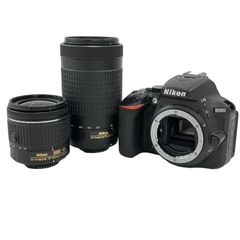 Nikon D5600 ダブルズームレンズセット 三脚 カメラケース付き - メルカリ