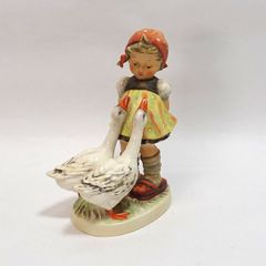 希少・刻印あり】Goebel ゲーベル フンメル人形「小さなヤギ番」ドイツ