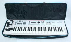 たんめん。さま専用】Roland JUNO-DS61W ホワイト - メルカリ