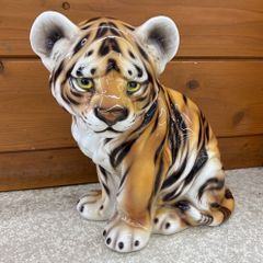 希少ライオンの赤ちゃん　獅子の子　置き物　期間限定6月15日迄 希少ライオンの赤ちゃん 獅子の子 置き物 期間限定6月15日迄 - メルカリ