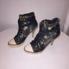 Ash(アッシュ) デニム スタッズ スニーカー ヒールのサムネイル