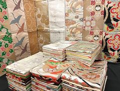 平和屋着物●上質な小紋　花鳥文　金彩　正絹　逸品　AABH4788fy 平和屋着物▽上質な小紋 単衣 型染め 花鳥文 正絹 逸品 CABF7774th