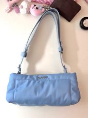 GANNI ガニー Pillow Baguette ショルダーバッグ 青 ブルー - メルカリ