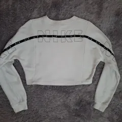ナイキ AIR クロップド スウェット 白