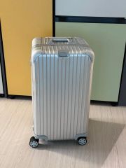 未使用　廃盤　RIMOWA　リモワ　モンクレール　トパーズ　スーツケース　67L 未使用 廃盤 RIMOWA リモワ モンクレール トパーズ スーツケース 67L